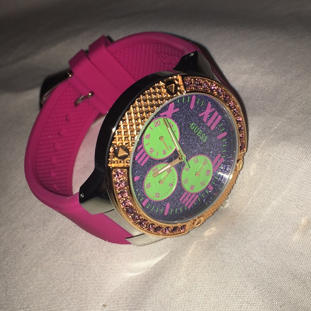 Guess Watch